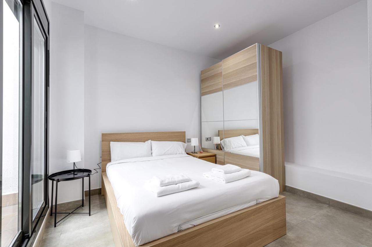 Urban Flats Vallirana Appartement *