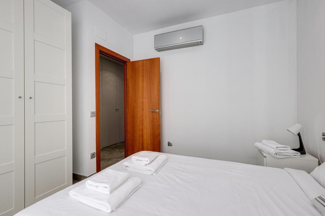 Urban Flats Vallirana Appartement *