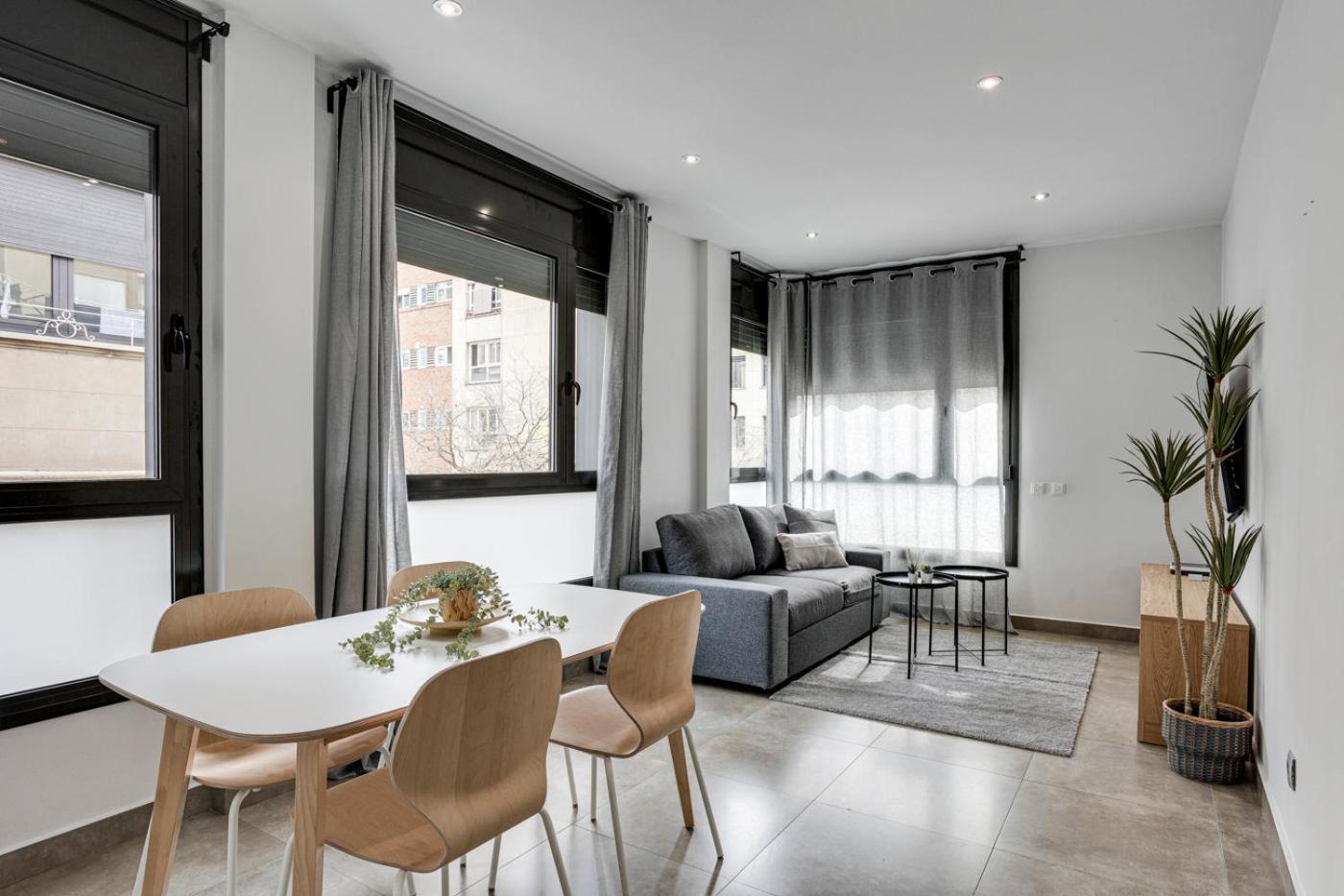 Urban Flats Vallirana Barcelone